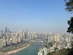 -全季酒店(重庆李子坝牛角沱地铁站店)