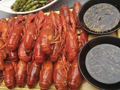-肥肥虾庄·金牌油焖大虾(汉街SKP店)
