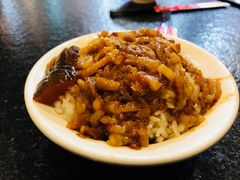 -胡须张鲁肉饭(美食文化馆店)