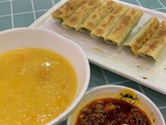 -众口斋锅贴(银泰城店)