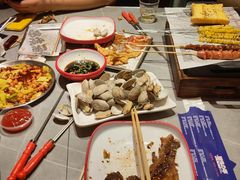 -丽伟的串·烧烤·砂锅(季景天地店)
