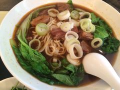 半筋半肉牛肉面-鹿港小镇(黄金店)
