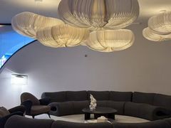 -涨巢·潮玩水疗局