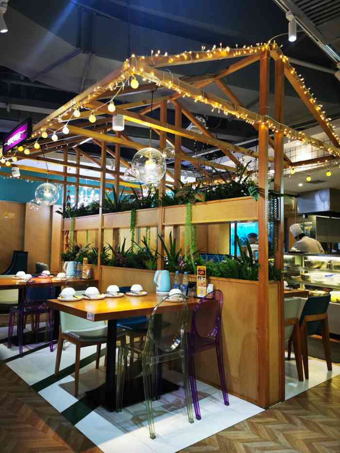 嫩芽(帝斯曼店)-"感谢商家提供的5折餐,非常棒.餐厅位于.