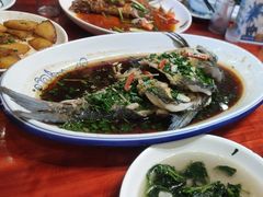 -芦茨金富饭庄·25年老字号·专做稻草鸡