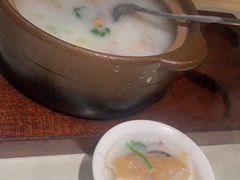 -山顶沙河粉-粤菜馆(凯旋店)