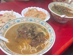 -金杨拉面王小吃面馆·牛三宝面·红烧牛肉粉