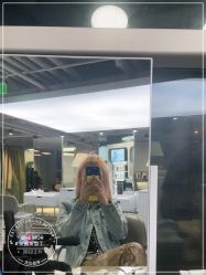 -变画·发型STUDIO