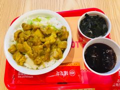 -猪戈戈超级猪脚饭(佳兆业店)