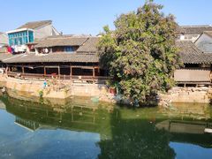 -丝绸小镇荻港古村