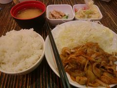 生姜炒猪肉-平成屋· Late Night 食堂(四川北路店)