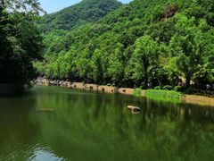 -龙潭大峡谷