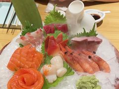 -花和海鲜自助(梅江店)