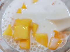 -广信牛奶甜品世家(台东店)