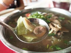 -谢老五跷脚牛肉·非遗传承店