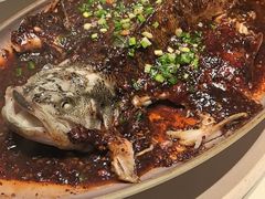 -八府香鸭·啫啫煲(华山路店)