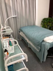 -YooMee优美智能科技美肤机构