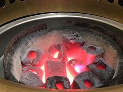 -山川小町·极番烧肉(新地假日广场店)