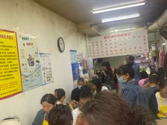 -曹宝林砂锅麻辣烫(星光路店)