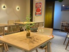 -臻鲜燕海鲜融合餐厅(金陵style店)