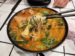 -肥汁米蘭香港米线(长宁来福士店)