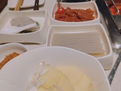 -海底捞火锅鲜切牛肉主题店(长寿路店)