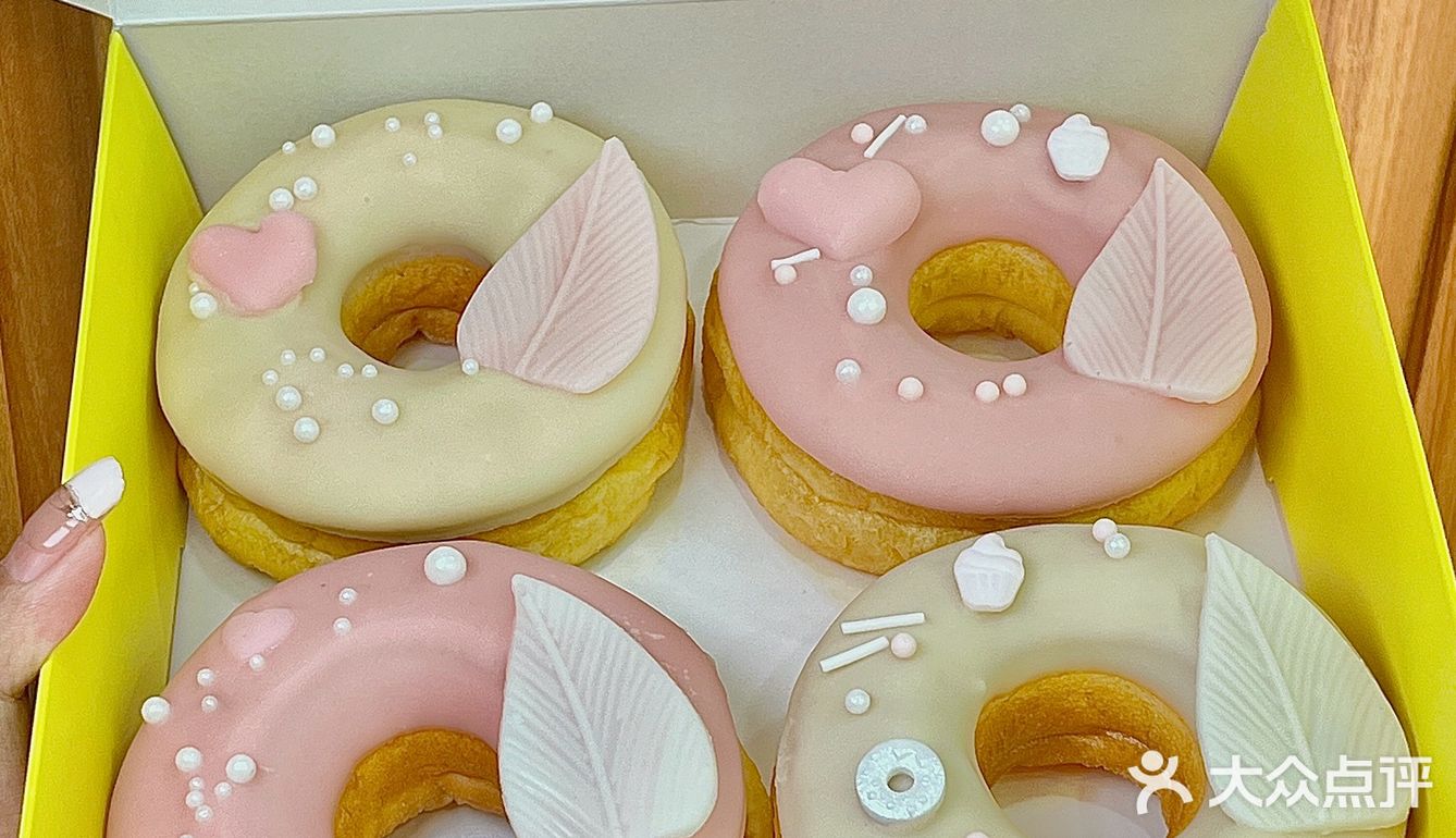 成都七夕这样过｜给ta来一份爱的甜甜圈🍩  