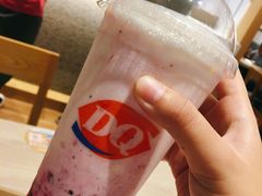 双杯火龙果蜜有料奶昔-Dariy Queen