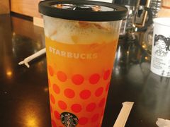 -星巴克臻选(深圳龙华红山天虹店)