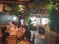 -野山舂·贵州现舂酸汤火锅(鸿通城店)