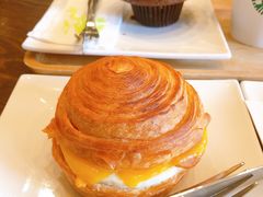 -星巴克(广州番禺钻汇广场分店)