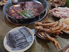-黄潇洒老火锅(九眼桥宏济巷店)
