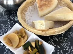 -八两八金·莱芜特色炒鸡(市南漳浦路店)