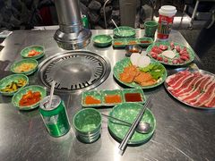 -欧巴炭烤肉오빠숯불구이(南京东路店)