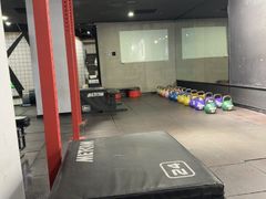 -懒人Club运动健身·运动康复·私教(三迪中心店)