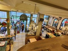 -玛格萝妮比萨屋(四平店)