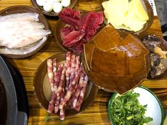 -周幺妹重庆老火锅(银泰城总店)