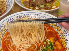 -李与白包子铺(桐梓林店)