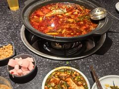 -小饕荟雅安贡椒鱼鲜馆(广福桥店)