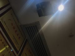 -刘姐啤酒鱼民族演艺餐厅(西街总店)