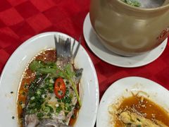 -先鲜鲫鱼粥