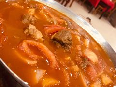 西红柿炖牛腩-大眼锅贴水饺(河东店)