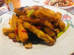 -辣小妮de川菜馆(红旗Mall店)
