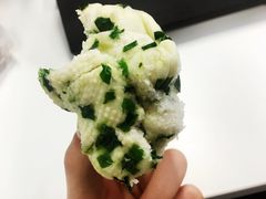 -白玉兰食品(汇联商厦店)