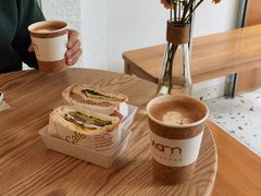 -Cafe on warm(丹霞店)