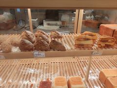 -崎本的店·专业酵种吐司(无锡万象汇店)