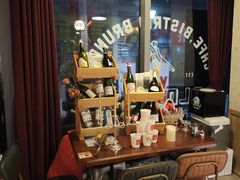 -mordew加州日记西餐&小酒馆(新天地店)