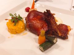 脆皮烤乳猪-蝶舍·MAISON PAPILLON