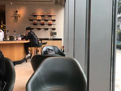 -星巴克臻选(杭州嘉里中心1F店)