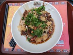 -海口骑楼小吃街